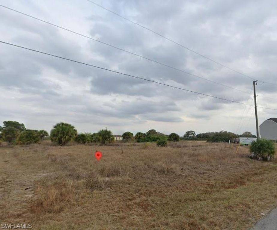8017 Mangrove CIR, LABELLE, FL 33935 — exterior