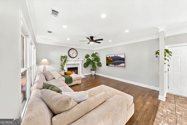 2376 Hampton Park Drive, Buford, GA 30519