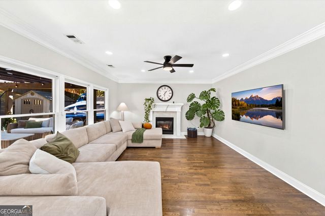 2376 Hampton Park Drive, Buford, GA 30519