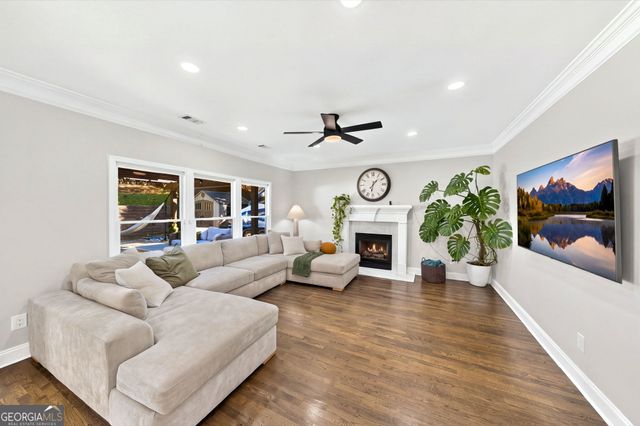 2376 Hampton Park Drive, Buford, GA 30519