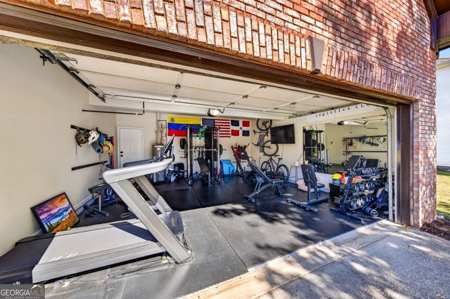 2376 Hampton Park Drive, Buford, GA 30519