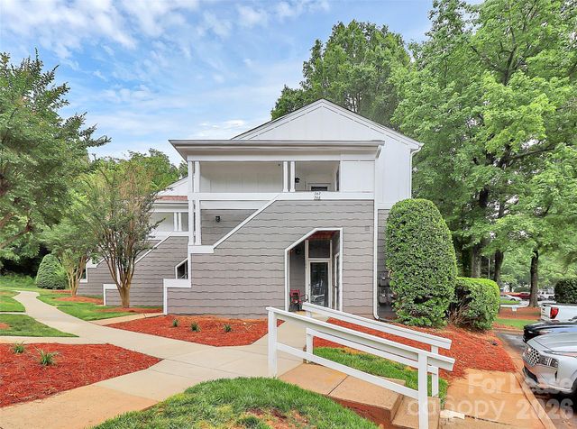 767 Southwest Drive, Davidson, NC 28036