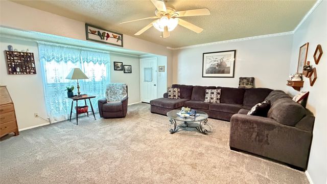 309 Glen Oaks, Bonham, TX 75418