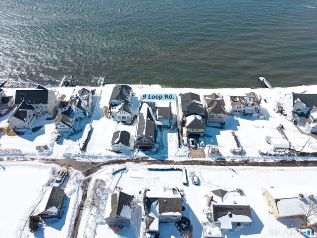 9 Loop Road, Clinton, CT 06413