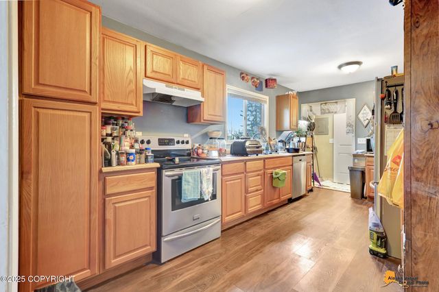 5303 Eielson Street, Anchorage, AK 99518