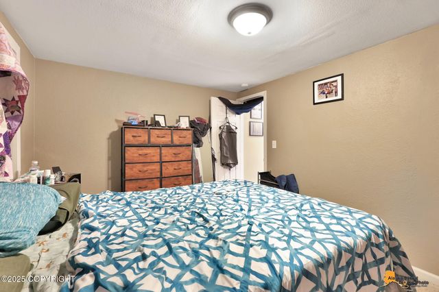 5303 Eielson Street, Anchorage, AK 99518