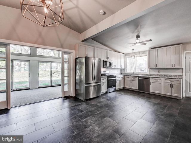 4712 OLD COURT RD, Pikesville, MD 21208