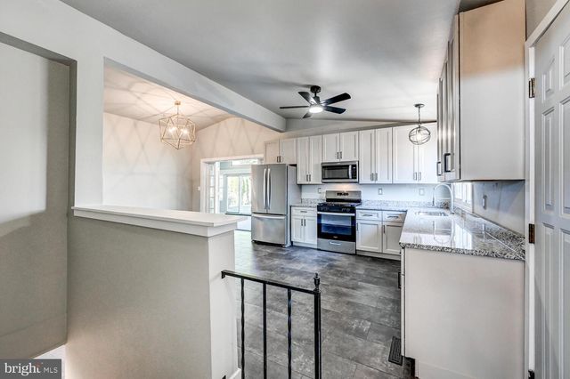 4712 OLD COURT RD, Pikesville, MD 21208