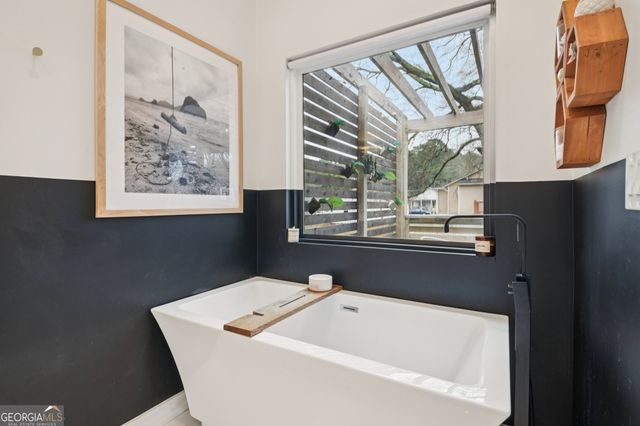 1074 Astor Avenue SW, Atlanta, GA 30310