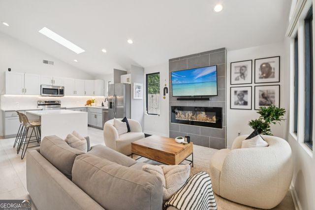 1074 Astor Avenue SW, Atlanta, GA 30310