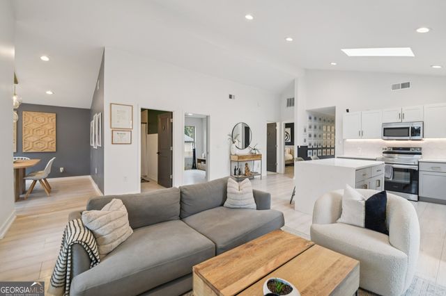 1074 Astor Avenue SW, Atlanta, GA 30310