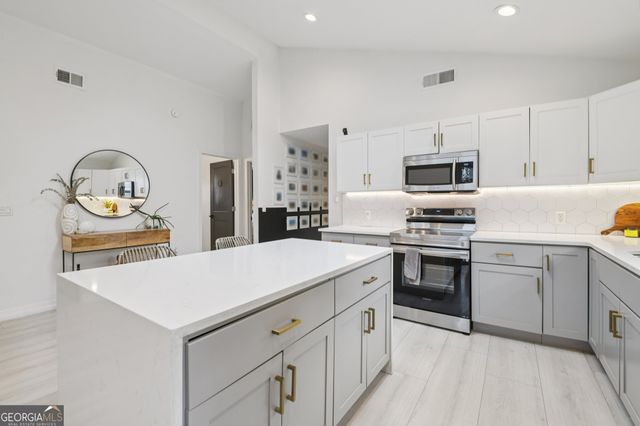 1074 Astor Avenue SW, Atlanta, GA 30310