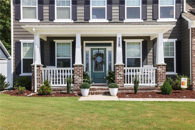 728 Angel Wing DR, Chesapeake, VA 23323