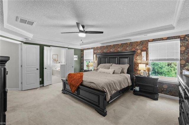 728 Angel Wing DR, Chesapeake, VA 23323