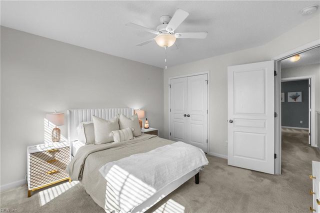 728 Angel Wing DR, Chesapeake, VA 23323