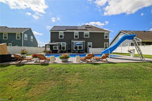728 Angel Wing DR, Chesapeake, VA 23323
