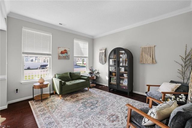 728 Angel Wing DR, Chesapeake, VA 23323