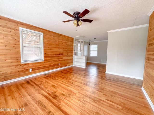 1810 N Road Street, Elizabeth City, NC 27909