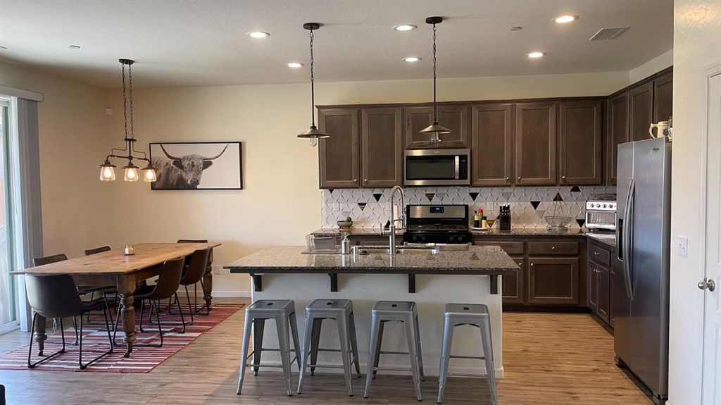 Image 15 of property listing at 2269 Cortner Street, Hanford, CA 93230