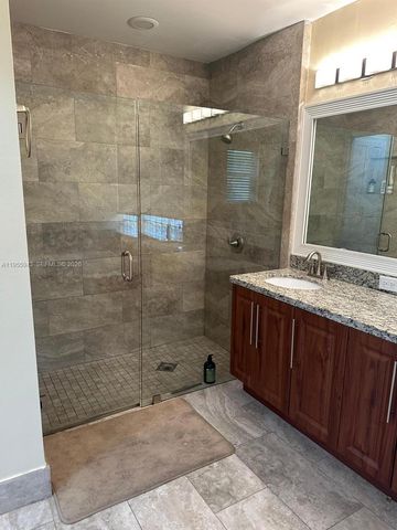 4199 NW 81st Ter, Coral Springs, FL 33065