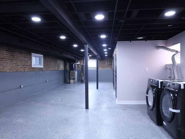 2115 W 68th Place, Chicago, IL 60636