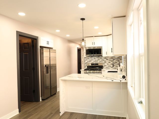 2115 W 68th Place, Chicago, IL 60636
