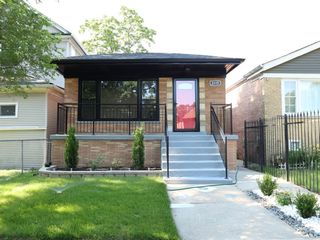 2115 W 68th Place, Chicago, IL 60636