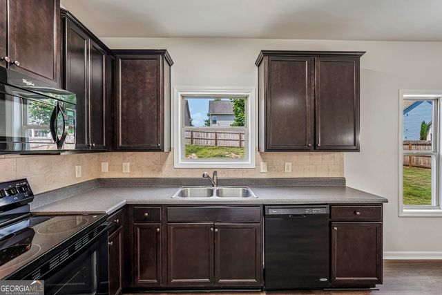 1151 Glenwyck Drive, Braselton, GA 30517