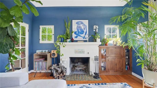 270 Clinton, Pasadena, CA 91103