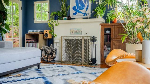 270 Clinton, Pasadena, CA 91103