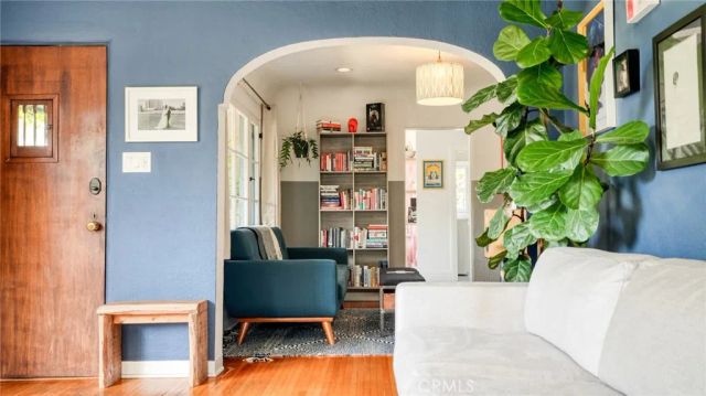 270 Clinton, Pasadena, CA 91103