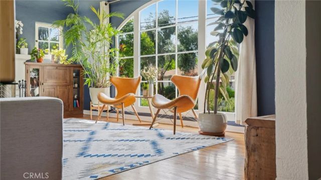 270 Clinton, Pasadena, CA 91103