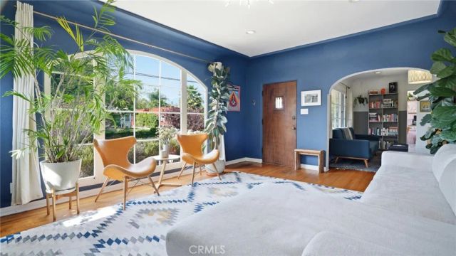 270 Clinton, Pasadena, CA 91103