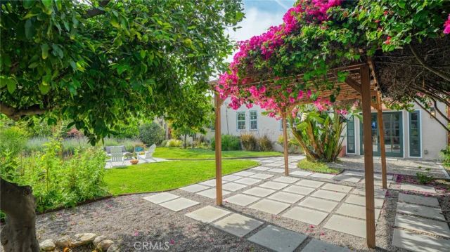 270 Clinton, Pasadena, CA 91103