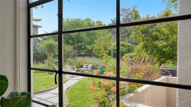 270 Clinton, Pasadena, CA 91103