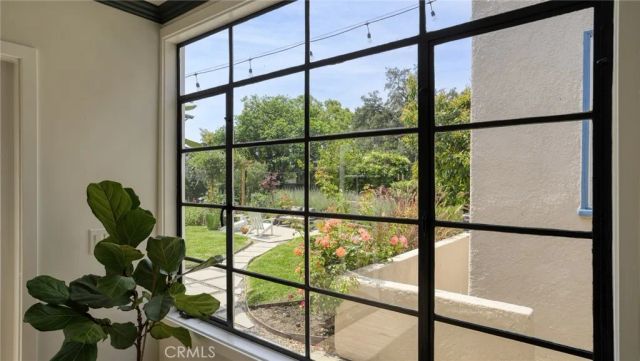 270 Clinton, Pasadena, CA 91103