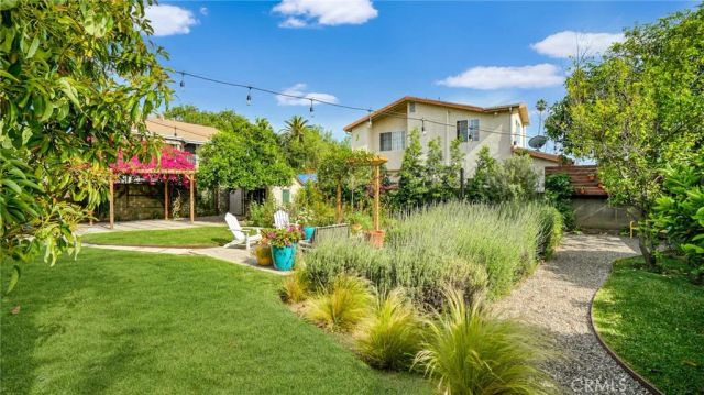 270 Clinton, Pasadena, CA 91103