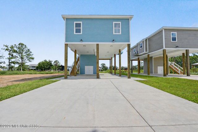 4122 11th Avenue, Bay Saint Louis, MS 39520