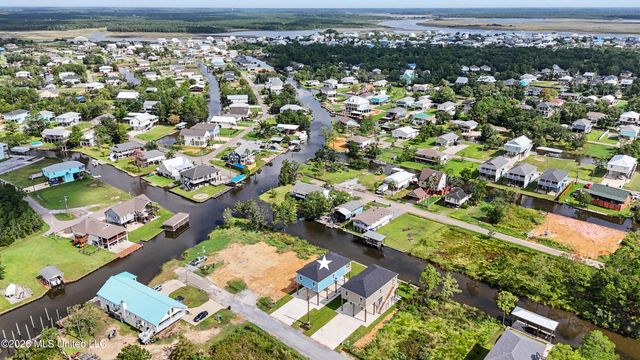 4122 11th Avenue, Bay Saint Louis, MS 39520
