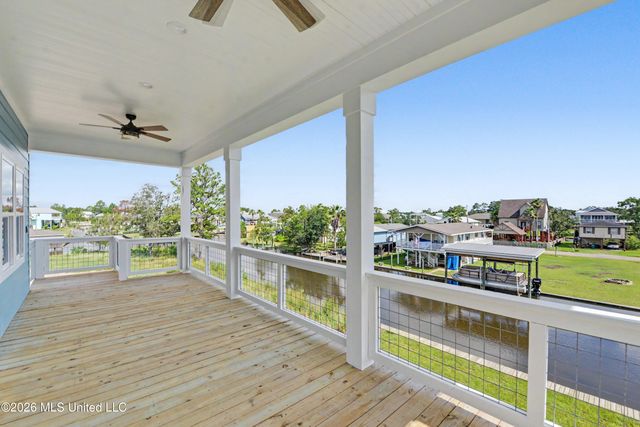 4122 11th Avenue, Bay Saint Louis, MS 39520