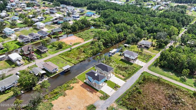 4122 11th Avenue, Bay Saint Louis, MS 39520
