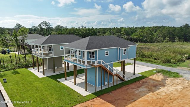 4122 11th Avenue, Bay Saint Louis, MS 39520