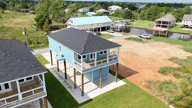 4122 11th Avenue, Bay Saint Louis, MS 39520