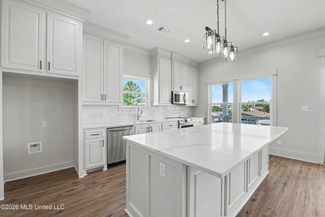 4122 11th Avenue, Bay Saint Louis, MS 39520