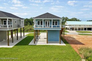 4122 11th Avenue, Bay Saint Louis, MS 39520