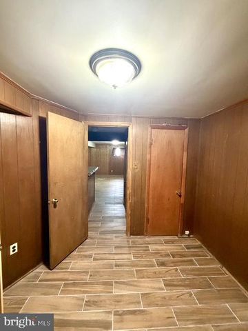 6703 WILBURN DR, Capitol Heights, MD 20743