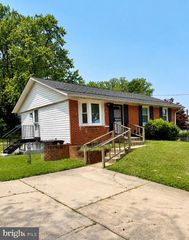 6703 WILBURN DR, Capitol Heights, MD 20743