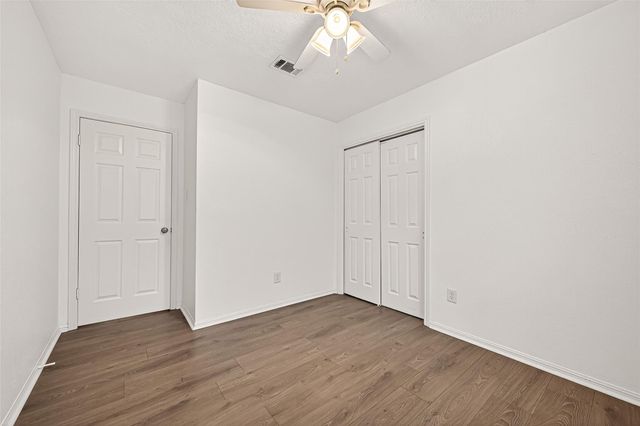 8526 Greenleaf Lake Drive, Houston, TX 77095