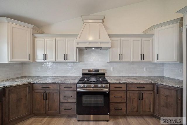 184 Galena Summit Dr, Idaho Falls, ID 83404