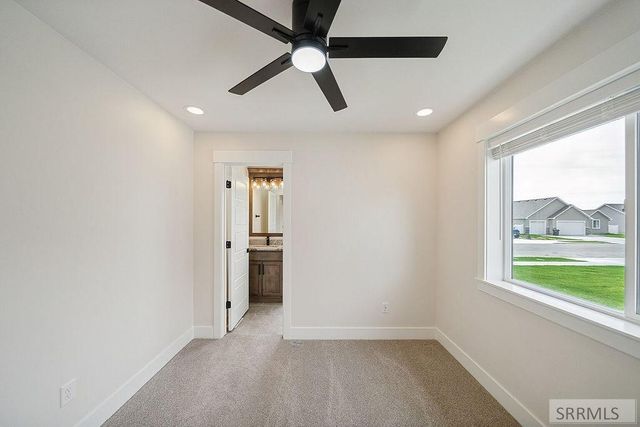 184 Galena Summit Dr, Idaho Falls, ID 83404